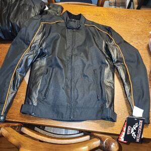 REVOLUTION GEAR NWT MENS 109% LEATHER & CORDORA BIKER SPORTS JACKET  SIZE MEDIUM